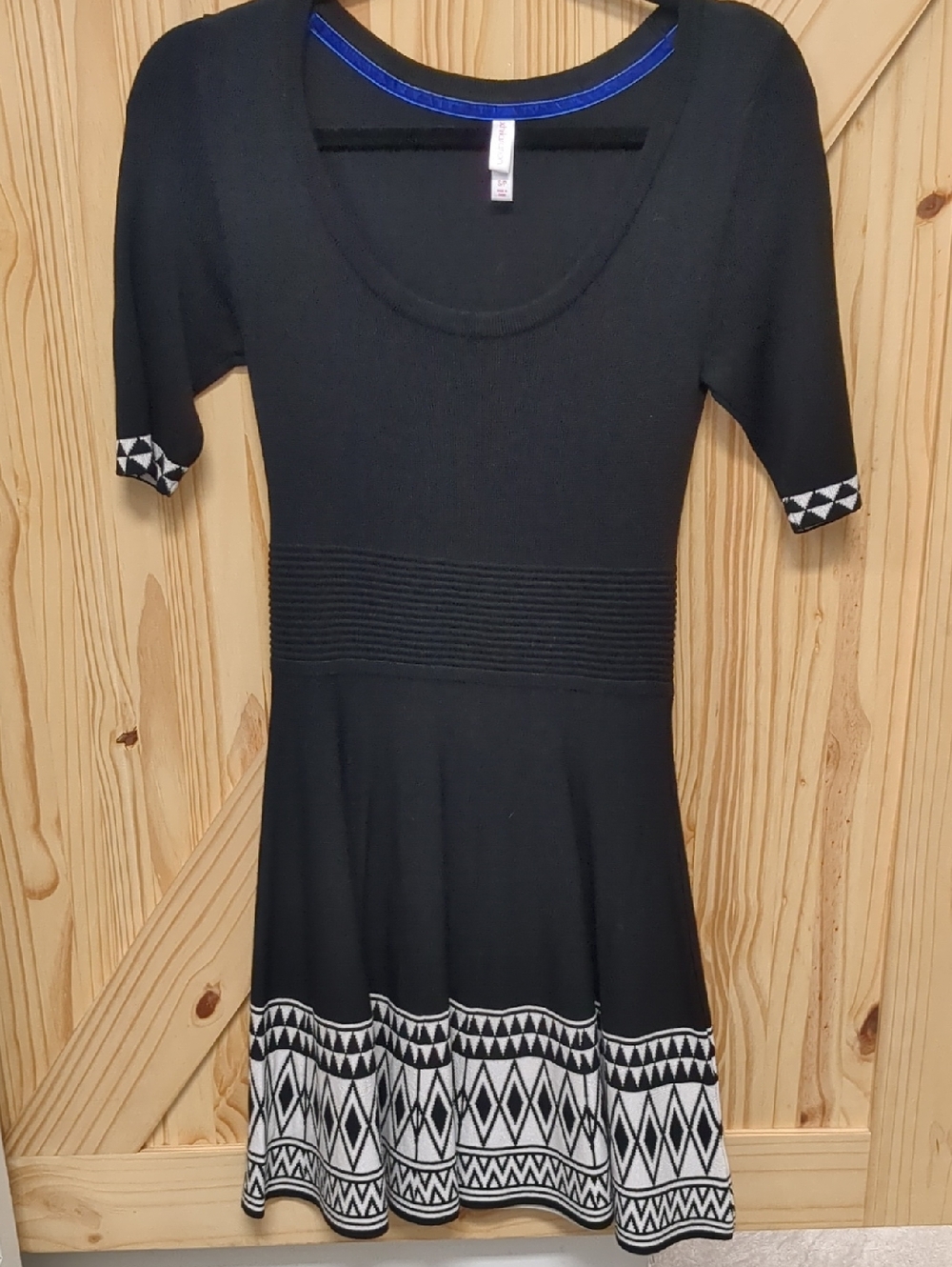 Xhilaration Black Knit Midi Dress with Geometric Hem